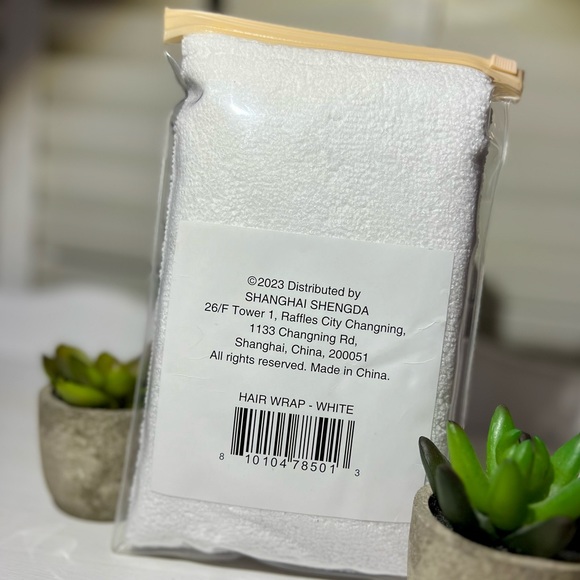 VALENTINE'S DAY GIFT SET ($200 Value) - Picture 14 of 16